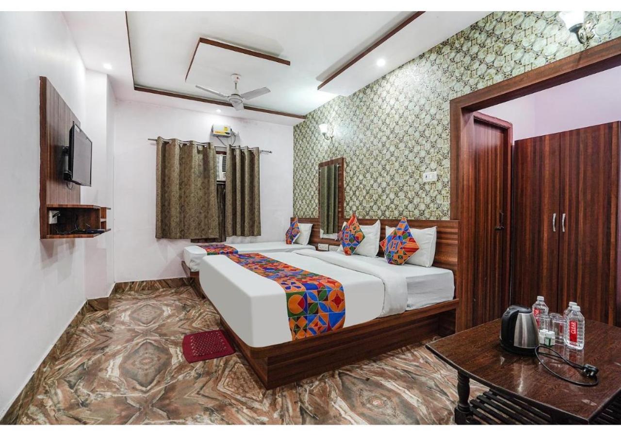 Ashiyana Hotel *